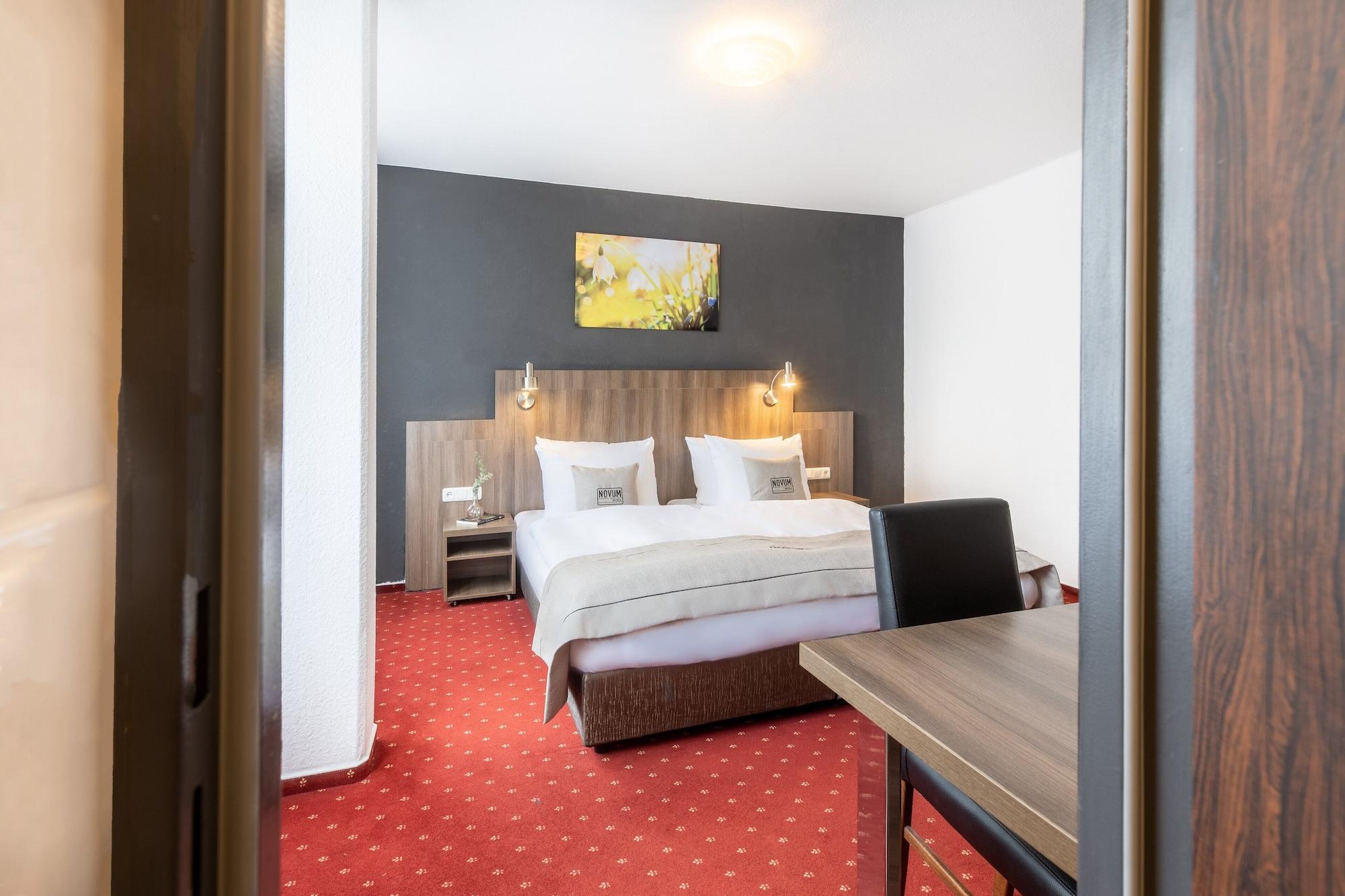 Hotel Leonet Cologne Exterior photo